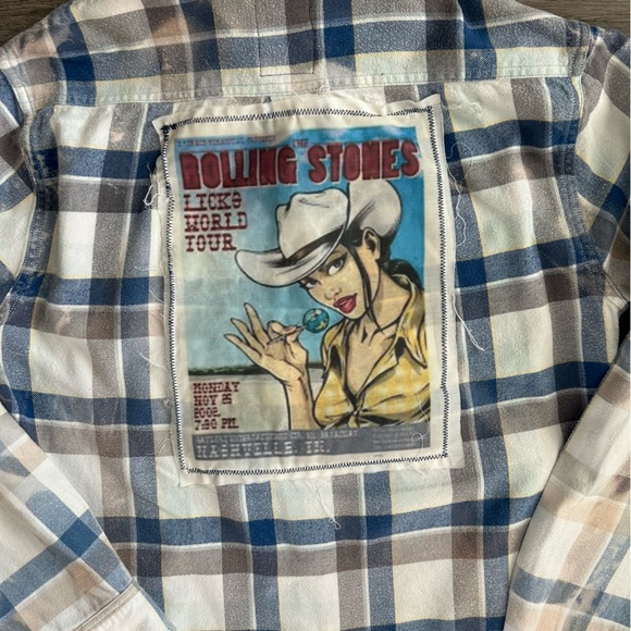 Distressed 100% Cotton Bleached Flannel Rolling Stones Print Unique Upcycled Sm - Picture 2 of 10